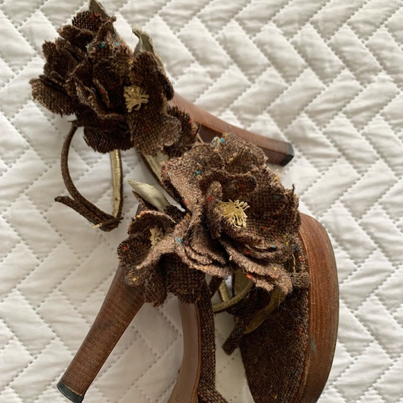 Dolce & Gabbana vintage tweed flower platform sandals heels, 7 - Picture 13 of 16